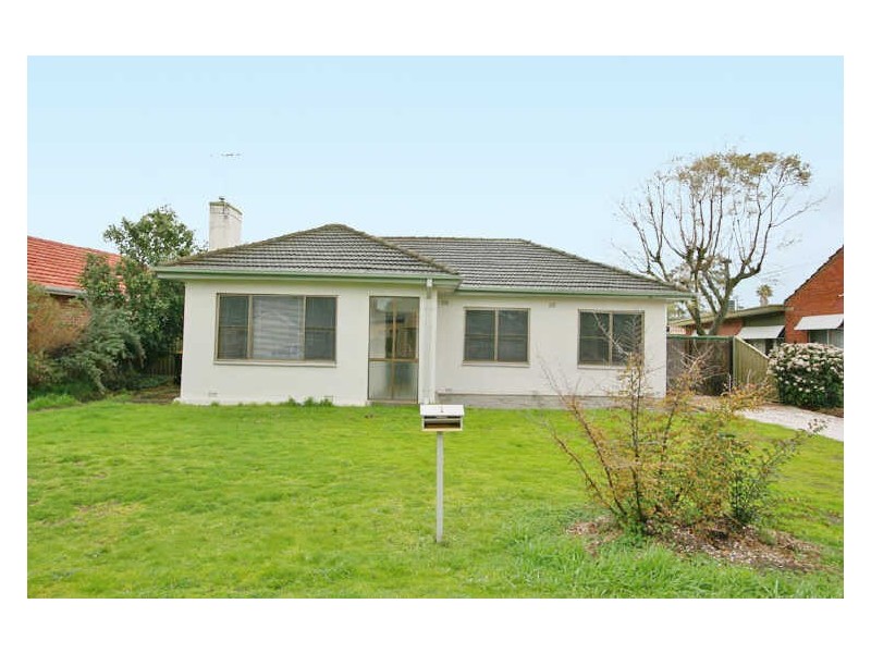 1 Orana Avenue, Glenelg North SA 5045