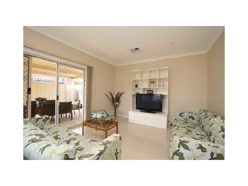 2A Gurner Terrace, Grange SA 5022