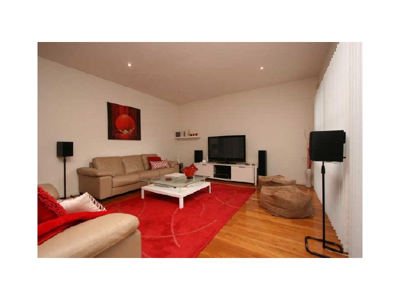 22 Yarle Street, Mawson Lakes SA 5095