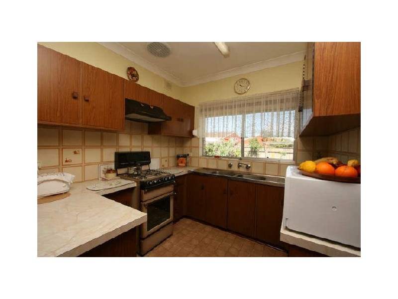 11 Mara Place, West Lakes SA 5021