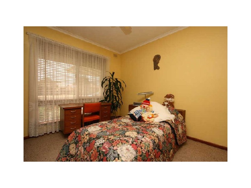 11 Mara Place, West Lakes SA 5021