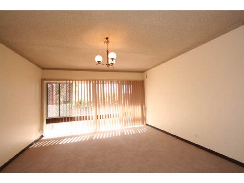 2/576 Seaview Road, Grange SA 5022