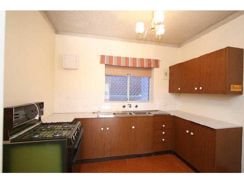 2/576 Seaview Road, Grange SA 5022