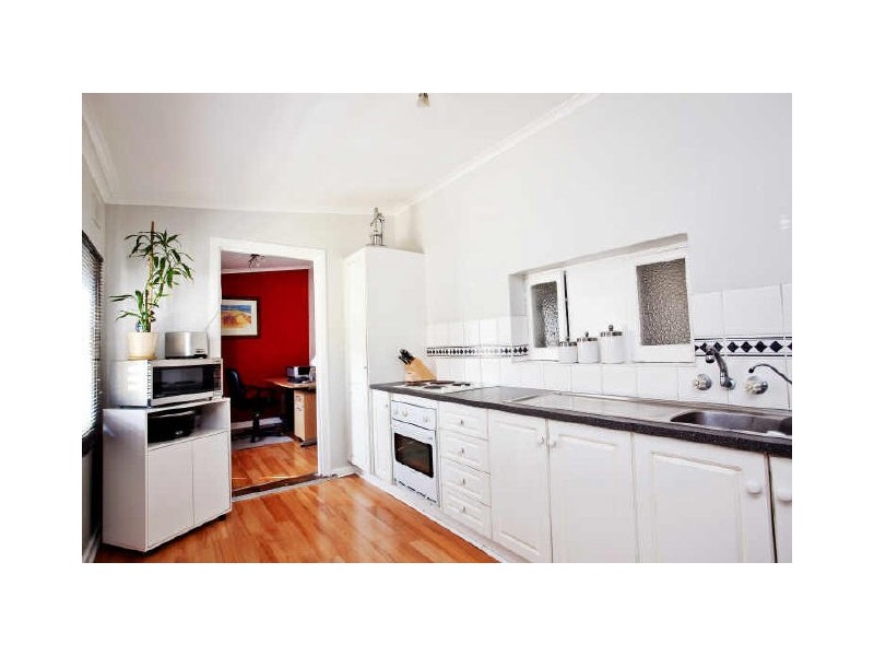 1 Lily Avenue, Seaton SA 5023