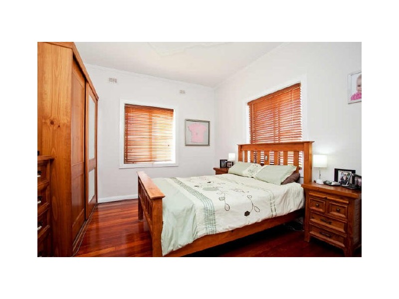 1 Lily Avenue, Seaton SA 5023