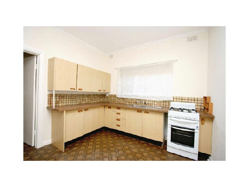 40 Nilpena Avenue, Park Holme SA 5043