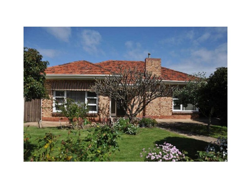 19 Second Avenue, Woodville Gardens SA 5012