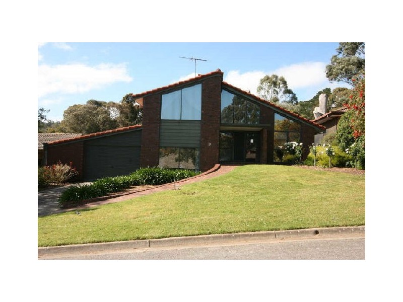 3 Marienberg Rise, Aberfoyle Park SA 5159