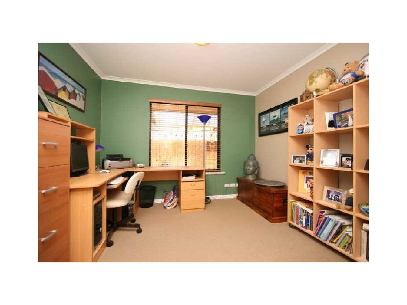 19 Martindale Place, Walkley Heights SA 5098