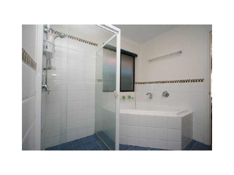 19 Martindale Place, Walkley Heights SA 5098