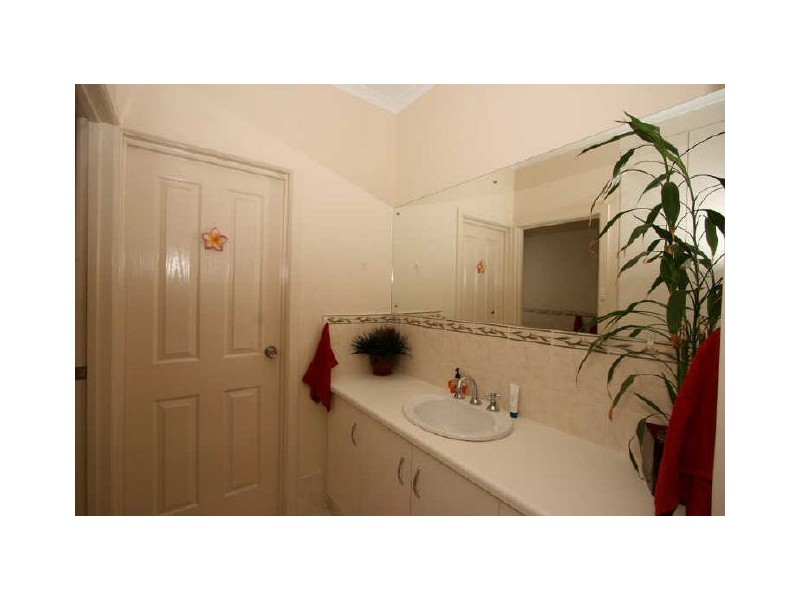 34 Newland Way, Mawson Lakes SA 5095