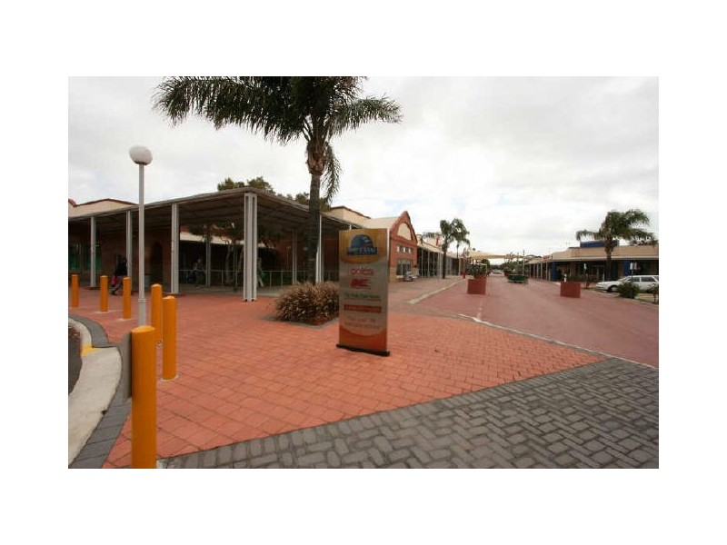 86 Langham Place, Port Adelaide SA 5015