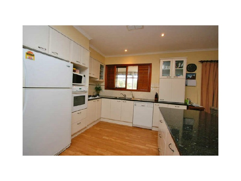 1 Tobago Court, West Lakes SA 5021