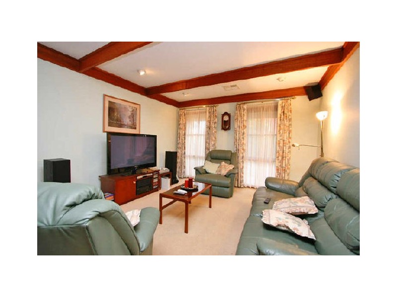1 Tobago Court, West Lakes SA 5021