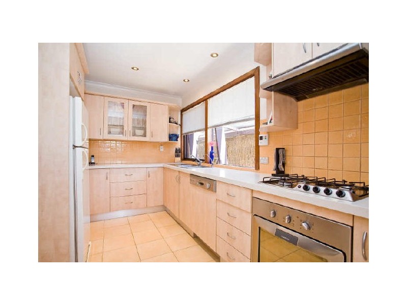 20 Frome Crescent, West Lakes SA 5021