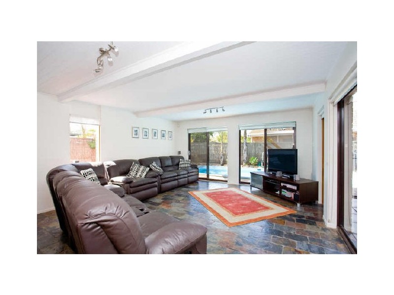 20 Frome Crescent, West Lakes SA 5021