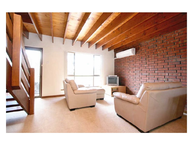 9 Brebner Drive, West Lakes SA 5021