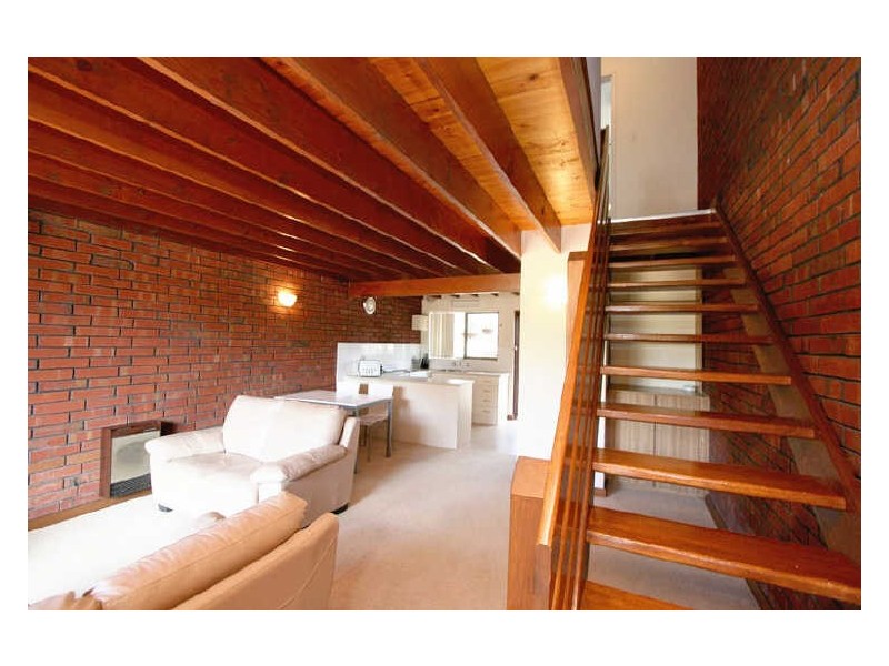 9 Brebner Drive, West Lakes SA 5021