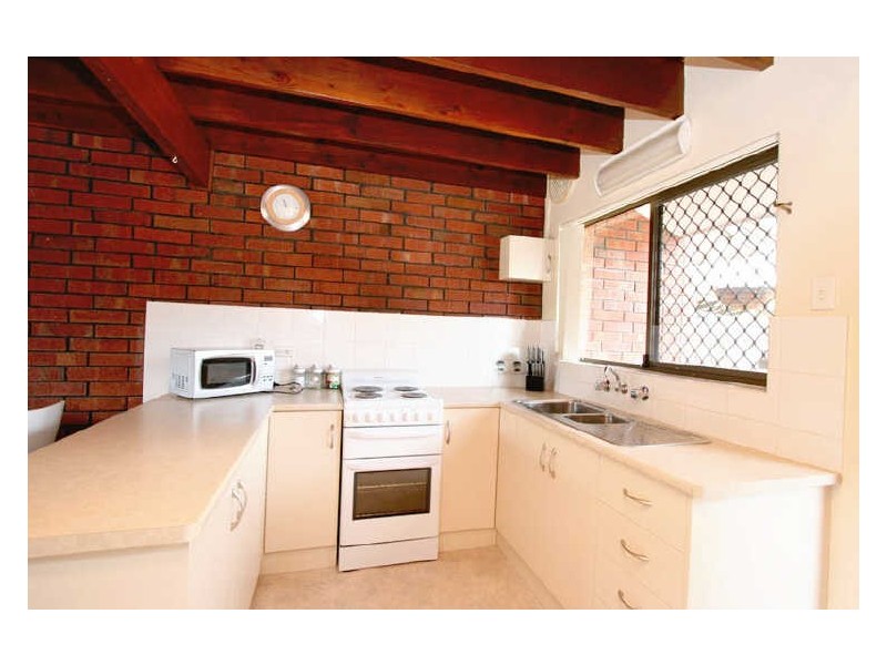 9 Brebner Drive, West Lakes SA 5021