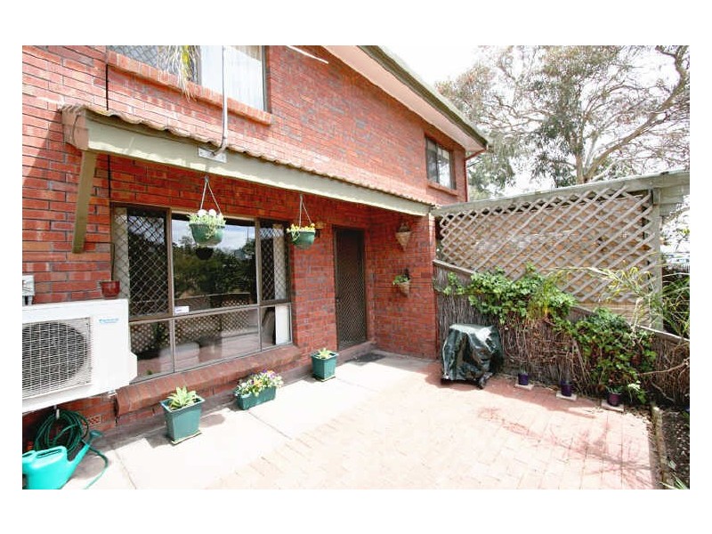 9 Brebner Drive, West Lakes SA 5021