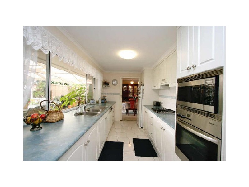 11 Tiranna Way, West Lakes SA 5021
