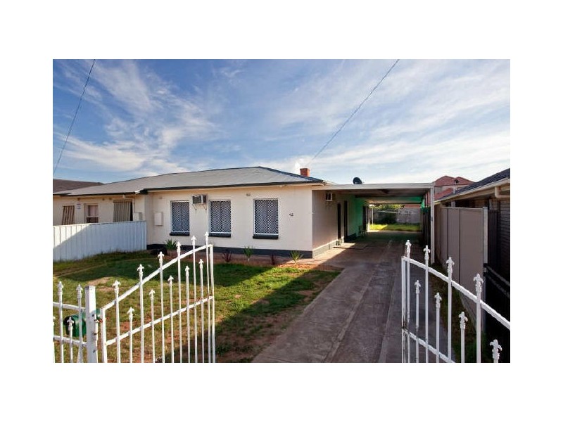 42 Essex Street, Mansfield Park SA 5012