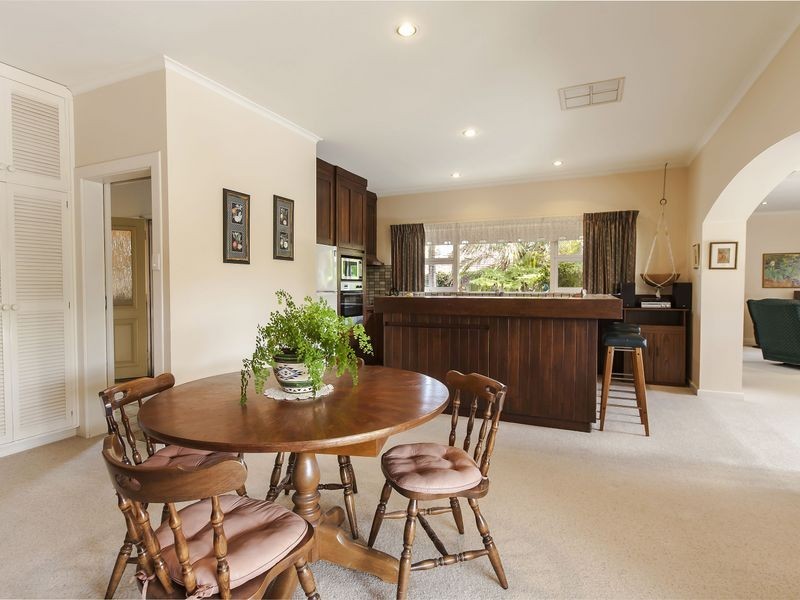 11 Ayton Avenue, Fulham SA 5024