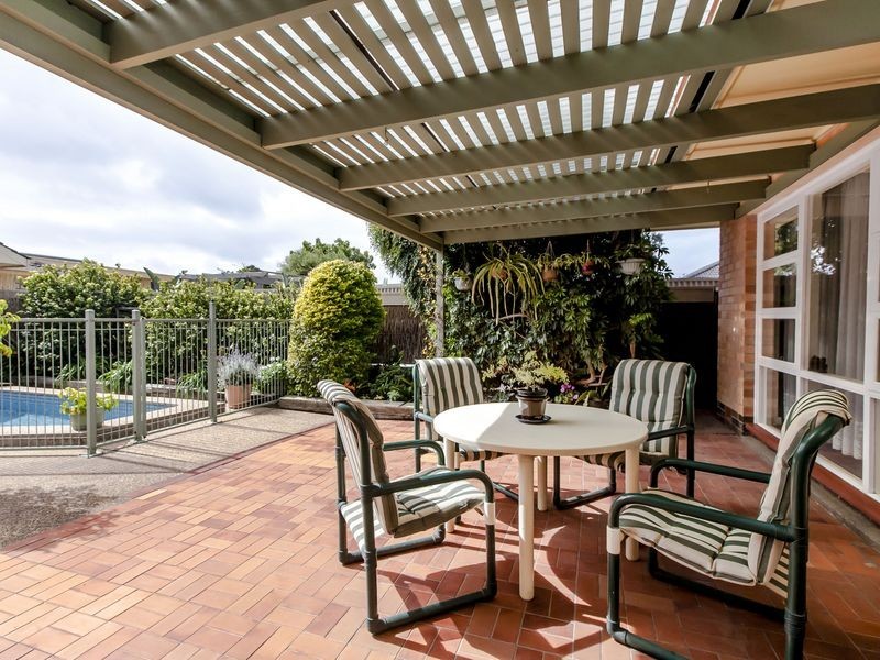 11 Ayton Avenue, Fulham SA 5024