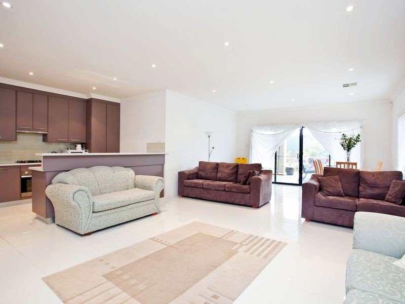 7 Lorentz Court, Mawson Lakes SA 5095