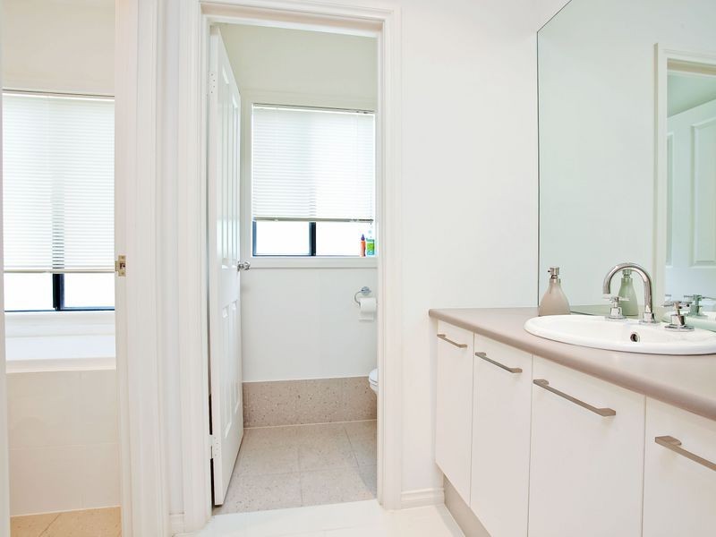 7 Lorentz Court, Mawson Lakes SA 5095