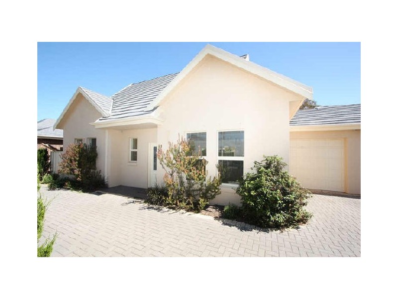 2/74 Charles Sturt Avenue, Grange SA 5022