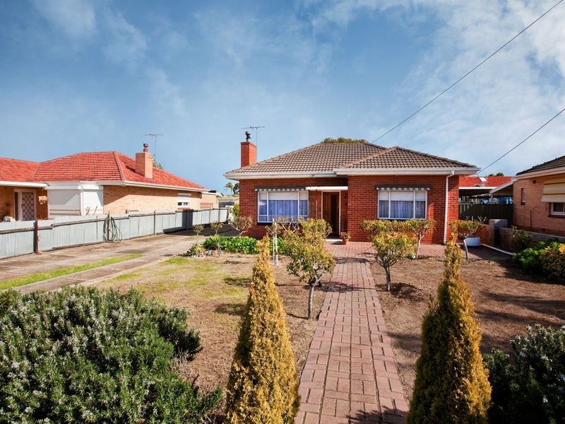 4 Dover Terrace, Largs North SA 5016