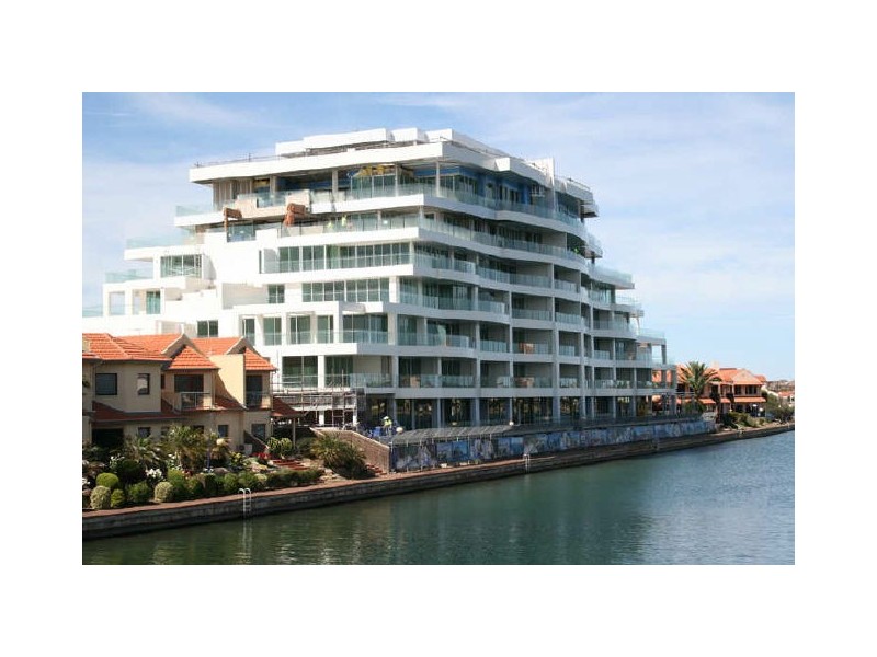 16/155 Brebner Drive, West Lakes SA 5021