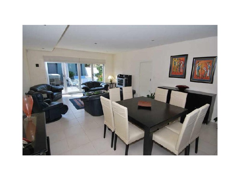 42 Chambers Avenue, Henley Beach SA 5022