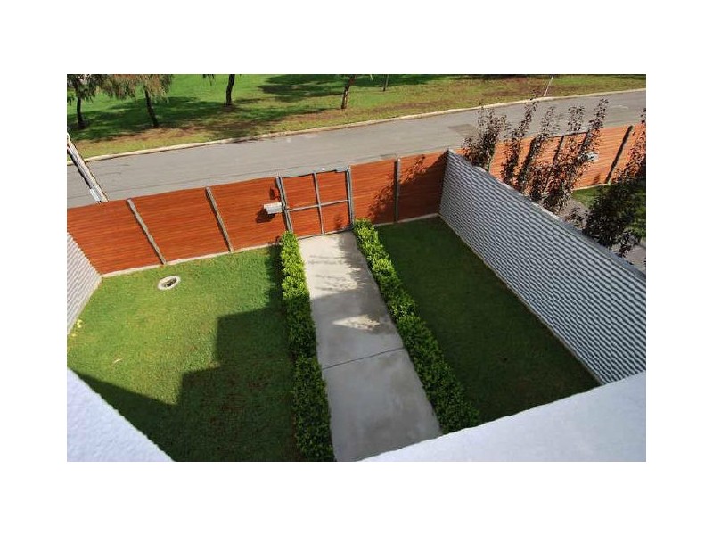 42 Chambers Avenue, Henley Beach SA 5022