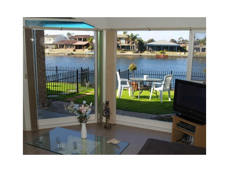 2/8 Anglers Court, West Lakes Shore SA 5020