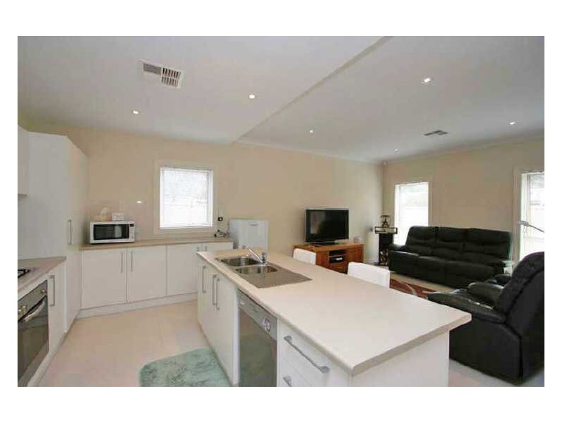 31 Manly Circuit, West Lakes Shore SA 5020