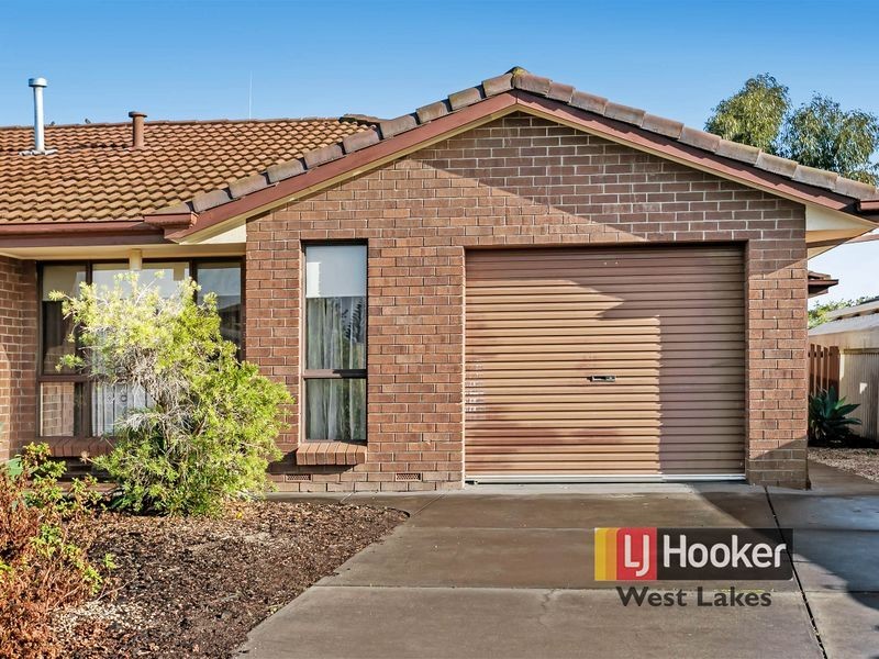 2/61 Klingberg Drive, North Haven SA 5018