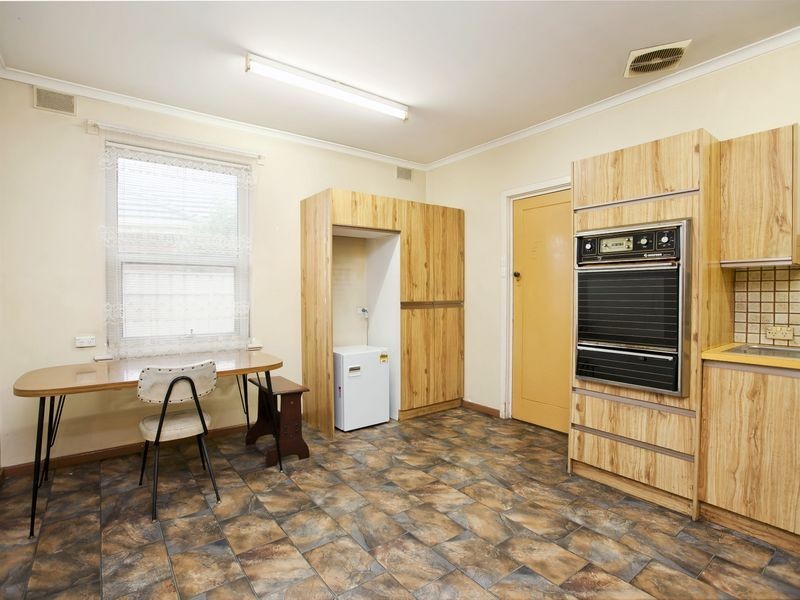 38 Trimmer Parade, Woodville West SA 5011