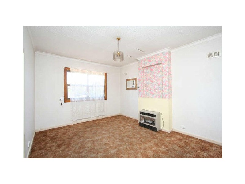 42 Minns Street East, Seaton SA 5023