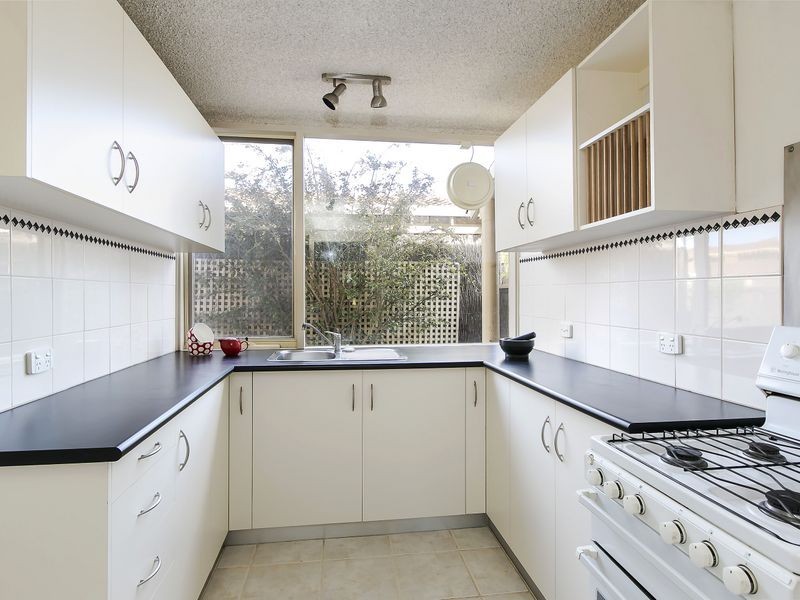 1/82 Military Road, Tennyson SA 5022