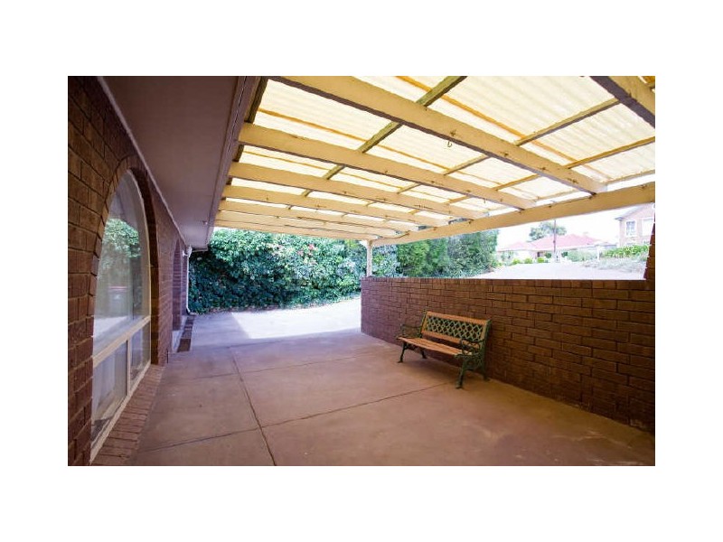 24 Young Street, Reynella SA 5161