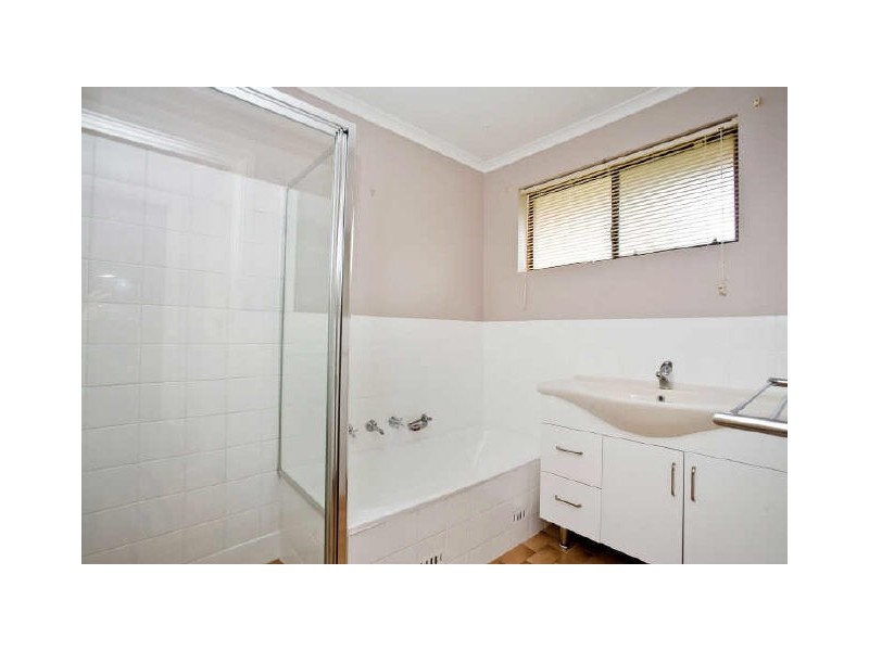 24 Young Street, Reynella SA 5161