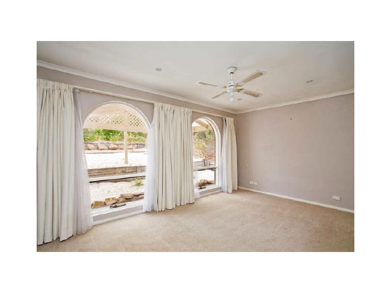 24 Young Street, Reynella SA 5161