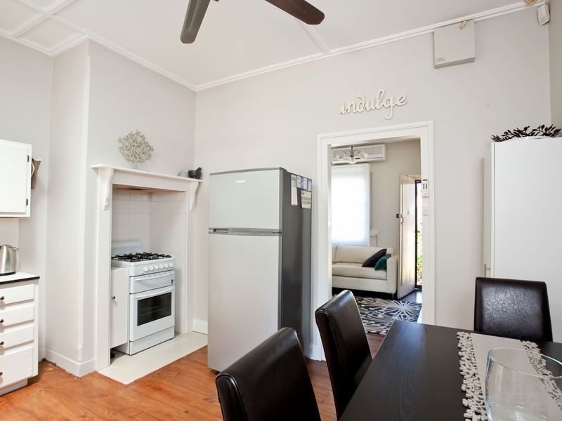 24 Tulloch Avenue, Pennington SA 5013