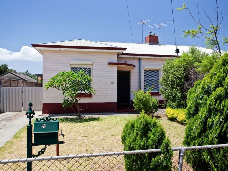 24 Tulloch Avenue, Pennington SA 5013