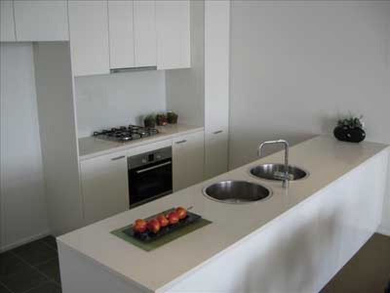4 Parri Crescent NEW PORT QUAYS, Port Adelaide SA 5015
