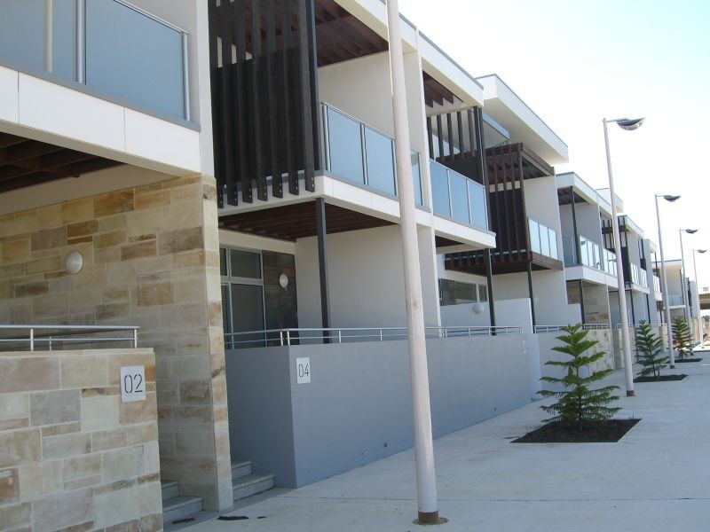 4 Parri Crescent NEW PORT QUAYS, Port Adelaide SA 5015