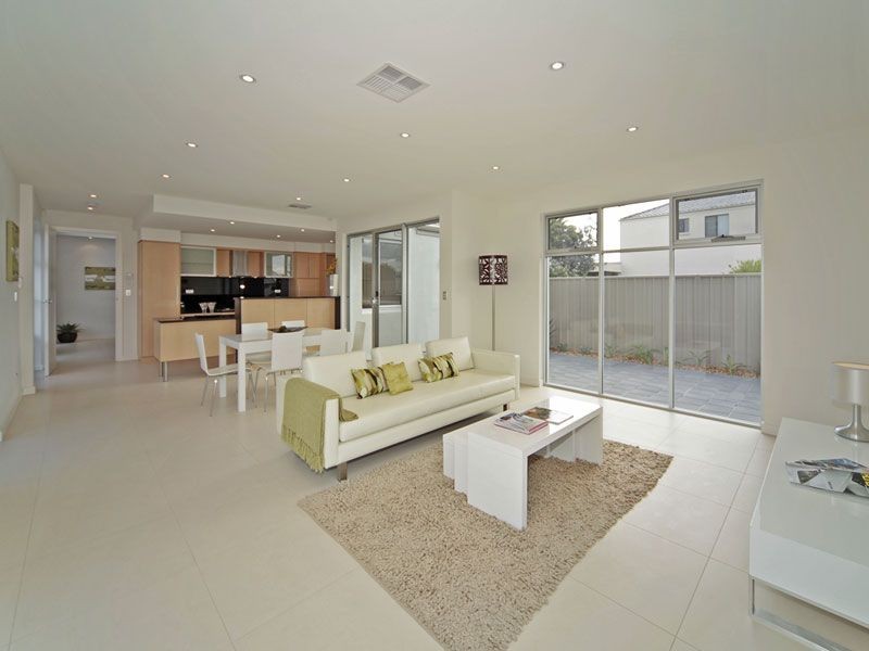 1/171 Military Road, Tennyson SA 5022