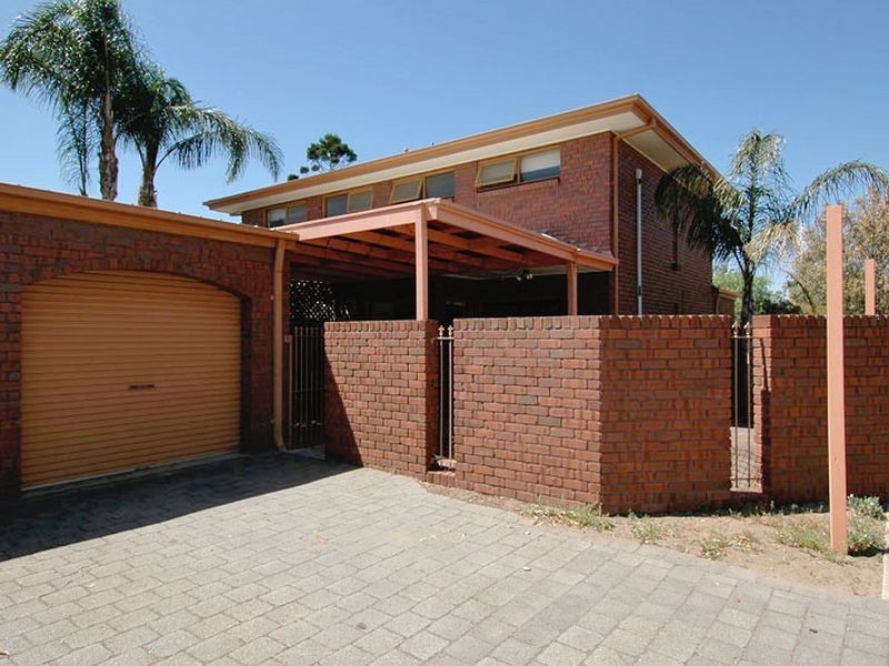 1/45 Russell Street, Glenelg North SA 5045